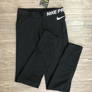 Nike Pro Warm Dri-Fit Womens Training Tights Size S NWT 🏃🏽‍♀️